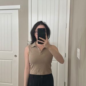 Sleeveless Collared Top
